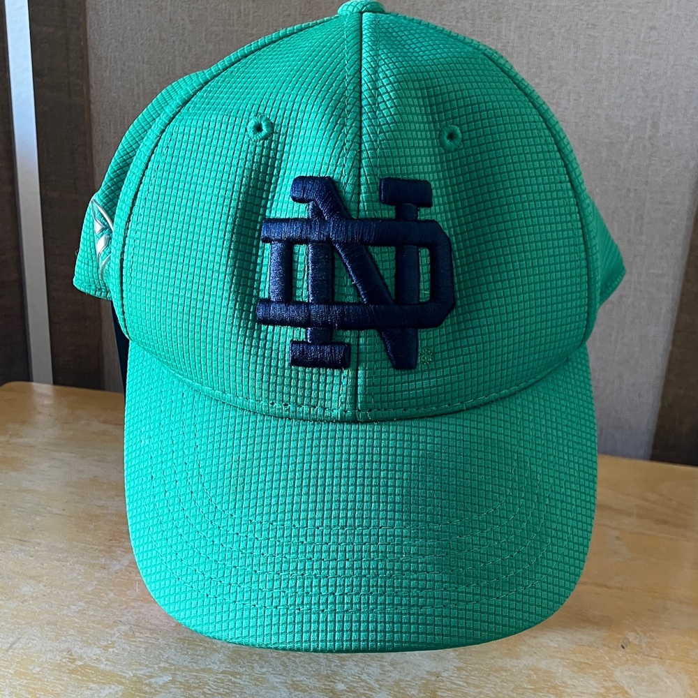Notre dame Top of the World Cap